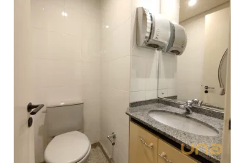 Conjunto comercial com área privativa 56,92m²