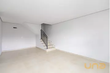 Sobrado em condominio à venda no Abranches