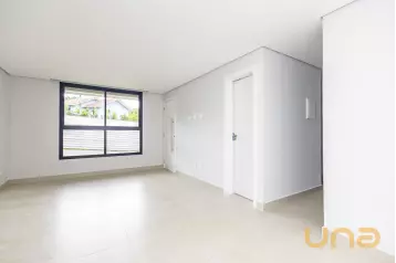 Sobrado em condominio à venda no Abranches