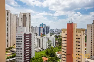 Apartamento para alugar no Cristo Rei com 3 quartos de 137,48m
