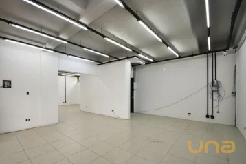 Conjunto para alugar, 58 m² por R$ 3.599,00/mês - Centro - Cur