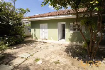 Casa em ALMIRANTE TAMANDARÉ com 180m²