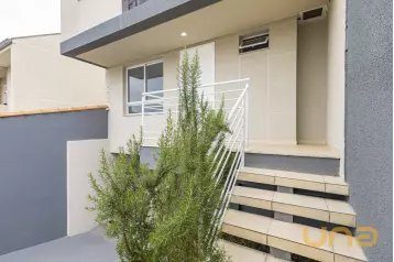 Sobrado com 3 quartos no Pilarzinho - ANG1469