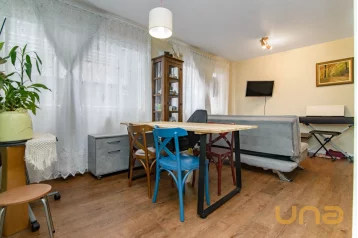 Apartamento com 2 dormitórios à venda, 59 m² por R$ 380.000,00