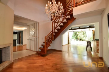 Casa com 3 dormitórios para alugar, 334 m² por R$ 14.900,00/mê