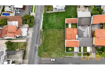 Terreno em SANTA FELICIDADE com 430,31m²