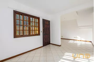 Sobrado no Abranches com 3 quartos de 120m² - Residencial Luan