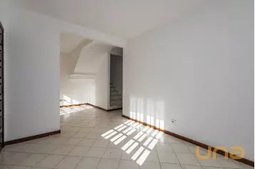 Sobrado no Abranches com 3 quartos de 120m² - Residencial Luan