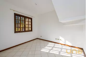 Sobrado no Abranches com 3 quartos de 120m² - Residencial Luan