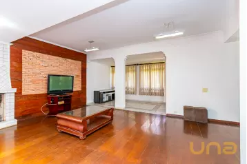 Sobrado 594m² com 5 suítes no Guabirotuba - Curitiba/PR 