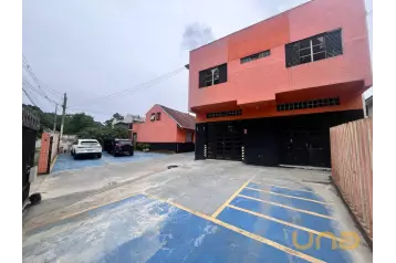 Barracão em SANTA FELICIDADE com 529m²