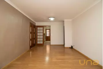 Casa em condomínio no SÃO BRAZ com 267m²