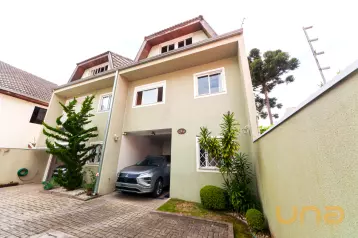 Sobrado em SANTA FELICIDADE com 104,80m² 