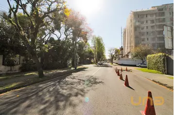 Imobiliária Cilar Vende Terreno no Bacacheri com 980m², Ref. 1