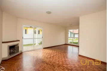 Casa em SANTA FELICIDADE com 124,54 m²