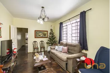 Casa à venda com 4 Quartos no Santa Quiteria