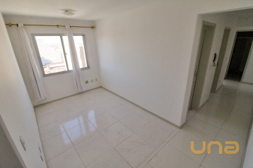 Imobiliária Cilar Aluga Apartamento no Centro de 65,48 m², Ref