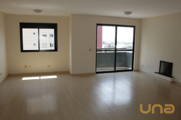 Apartamento no Cristo Rei de 127 m² com 2 quartos  - 184624-I2