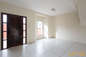 Sobrado em SANTA FELICIDADE com 116,54m²