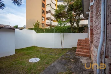 Residência Comercial no AGUA VERDE de 184,00 m²  - 10543.001-G