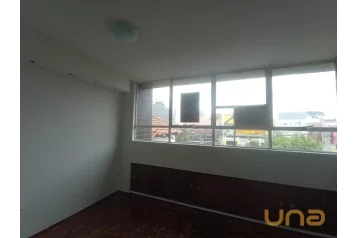 Conjunto Comercial no Centro Cívico, com vaga de garagem