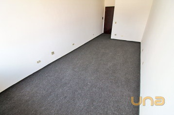 Imobiliária Cilar Aluga Conjunto Comercial no Centro com 28m²,