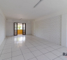 Sala/Conjunto Comercial no Hauer de 49,59 m²  - 00032.001-RZ