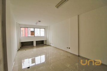 Imobiliária Cilar Aluga Conjunto Comercial no Centro com 45,80