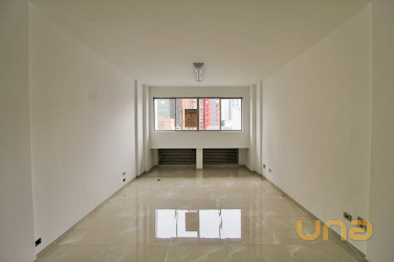 Imobiliária Cilar Aluga Conjunto Comercial no Centro com 45,80