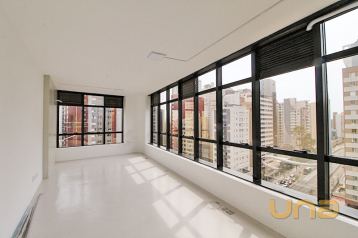 Imobiliária Cilar Aluga Conjunto Comercial no Batel com 63m², 