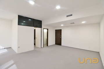 Imobiliária Cilar Aluga Conjunto Comercial no Centro com 72m²,