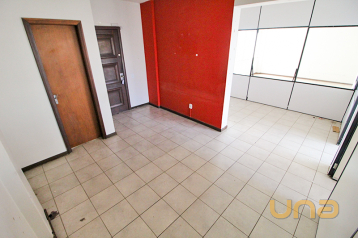 Imobiliária Cilar Aluga Conjunto Comercial no Centro com 142m²