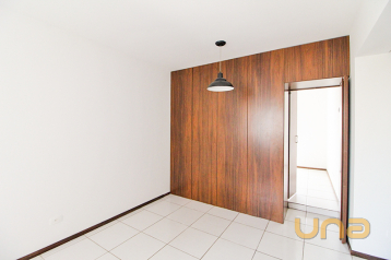 Imobiliária Cilar Aluga Apartamento 1 Quarto no Centro com 69m