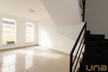 Sobrado em SANTA FELICIDADE com 98,64 m²