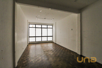 Imobiliária Cilar Aluga Conjunto Comercial na Rua Xv de Novemb