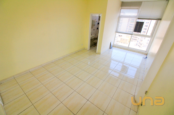 Imobiliária Cilar Vende Sala/Conjunto Comercial no Centro com 