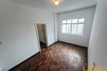 Apartamento no Centro de 63 m² com 2 quartos  - 064785-I2