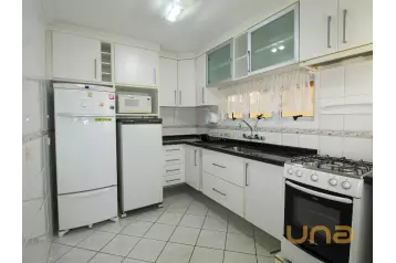 Sobrado em Santa Felicidade com 03 quartos - 03518.001