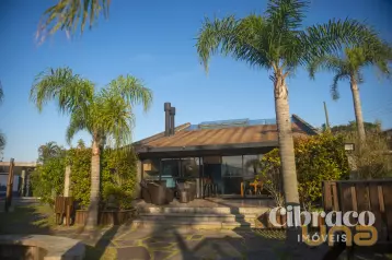 Terreno com 339,18m² na Praia do Rosa/SC - Cond. Docas do Rosa