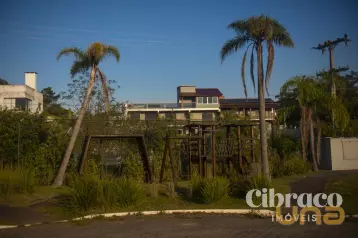 Terreno com 339,18m² na Praia do Rosa/SC - Cond. Docas do Rosa