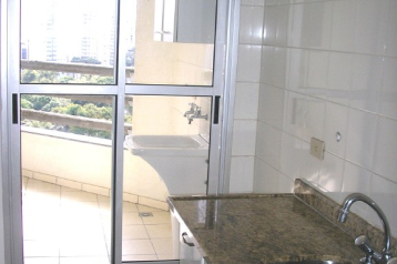 Apartamento com 2 quartos no Centro de 74,75 m²