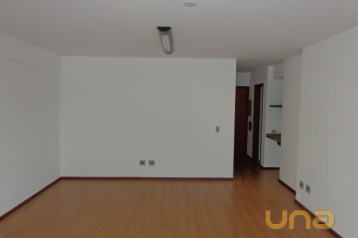 Conjunto Comercial no Centro Cívico de 40 m²  - 154148-I2