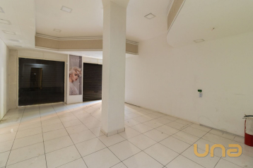 Loja com 85.4 m² no Centro