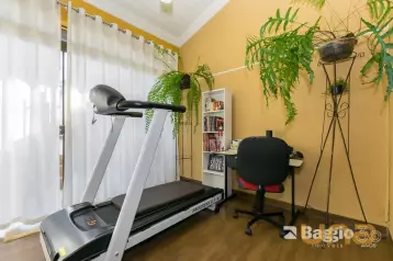 Casa com Piscina - 2 suites - São José dos Pinhais