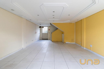 Loja no Mercês de 77,00 m²  - 00686.002-RZ