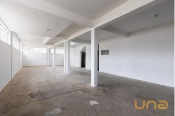 Loja no Xaxim de 320,00 m²  - 01543.001-RZ