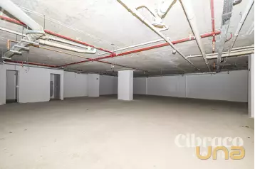 Loja no Água Verde de 522m² - Edifício Union