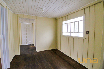 Imobiliária Cilar Aluga Casa 2 no Cristo Rei com 65m², Ref. 00