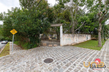 Terreno com 2086 m² no Ahú