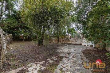 Terreno com 2086 m² no Ahú